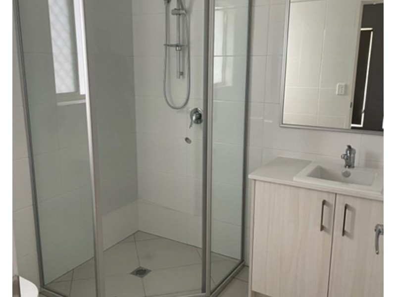 8 Mount Ballow St, Park Ridge QLD 4125