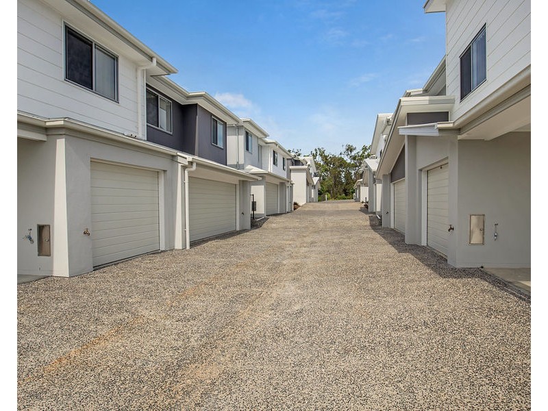 8/23 Garden Rd, Coomera QLD 4209