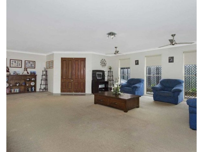 1/23 Bella Boulevard, Pimpama QLD 4209