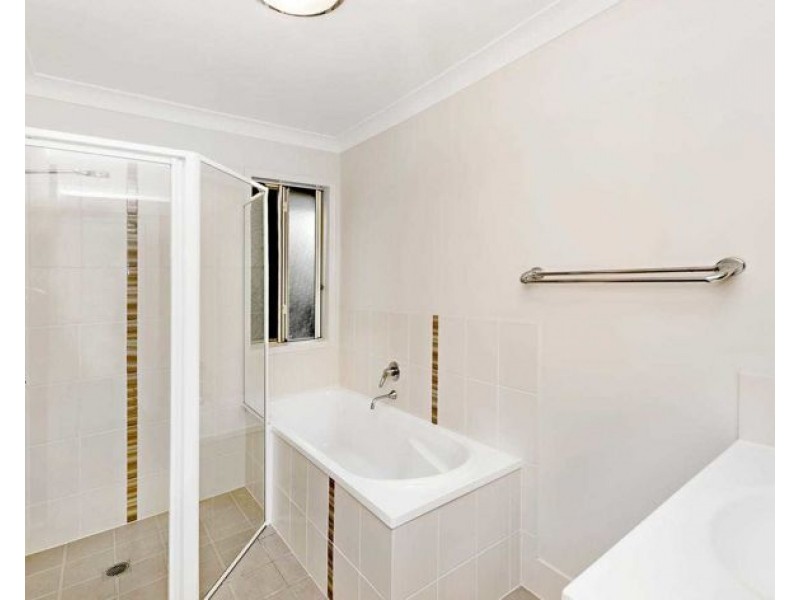 1/23 Bella Boulevard, Pimpama QLD 4209