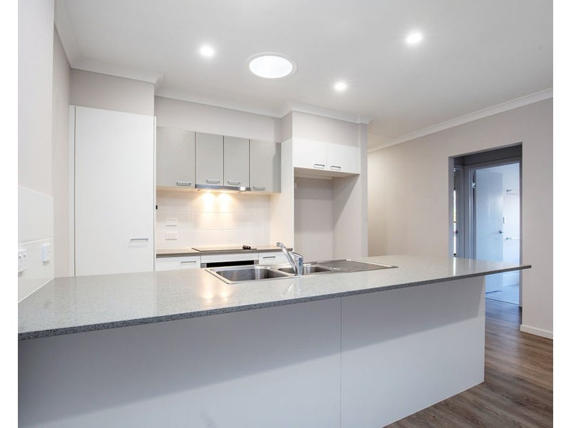 1/30 Taurus Circuit, Coomera QLD 4209