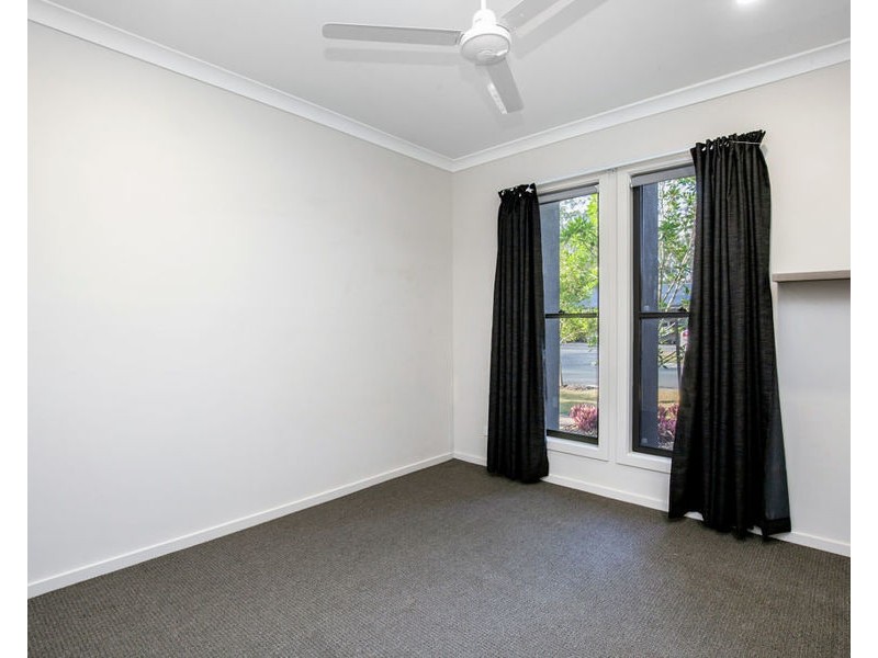 1/30 Taurus Circuit, Coomera QLD 4209