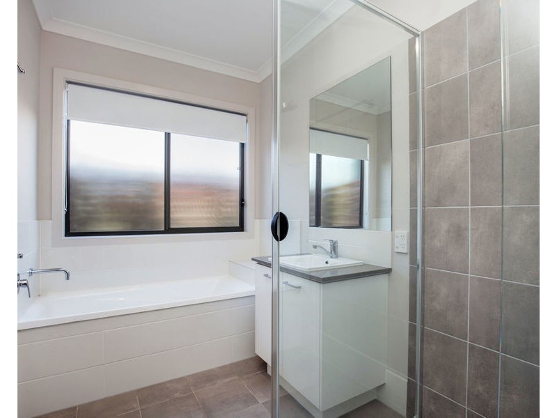 1/30 Taurus Circuit, Coomera QLD 4209