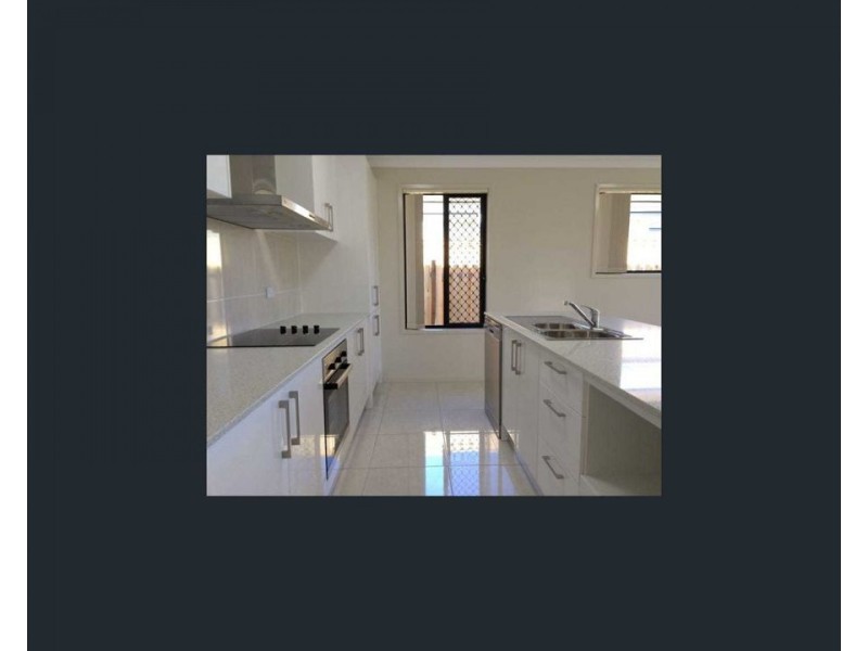 49 Charles Ave, Pimpama QLD 4209