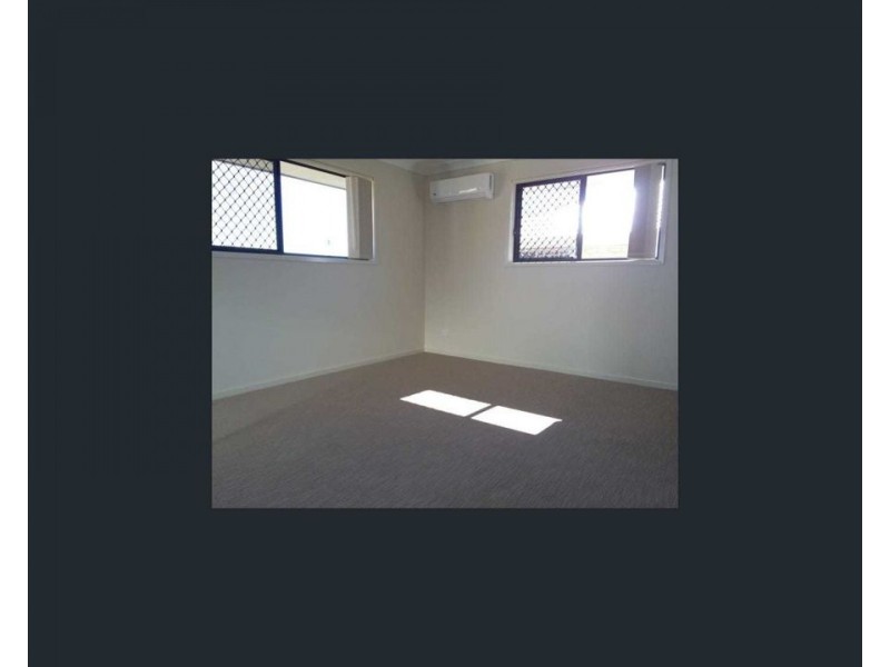 49 Charles Ave, Pimpama QLD 4209