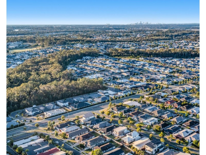 34 Collingrove Circuit, Pimpama QLD 4209