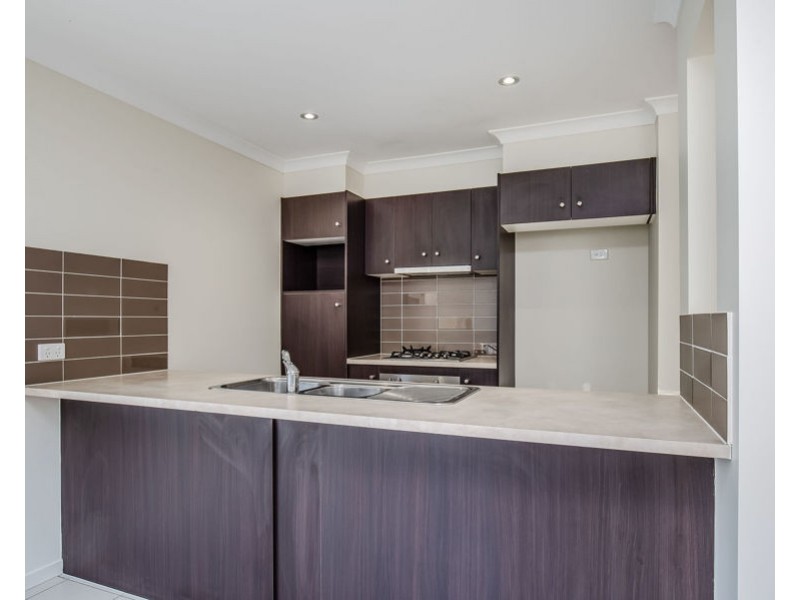 34 Collingrove Circuit, Pimpama QLD 4209
