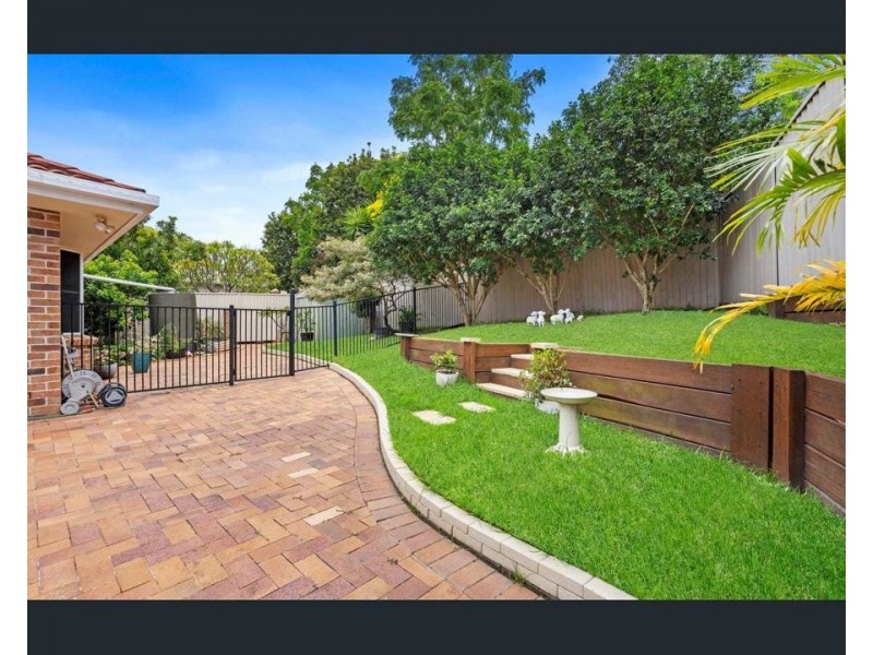 3 Greenwood Court, Helensvale QLD 4212