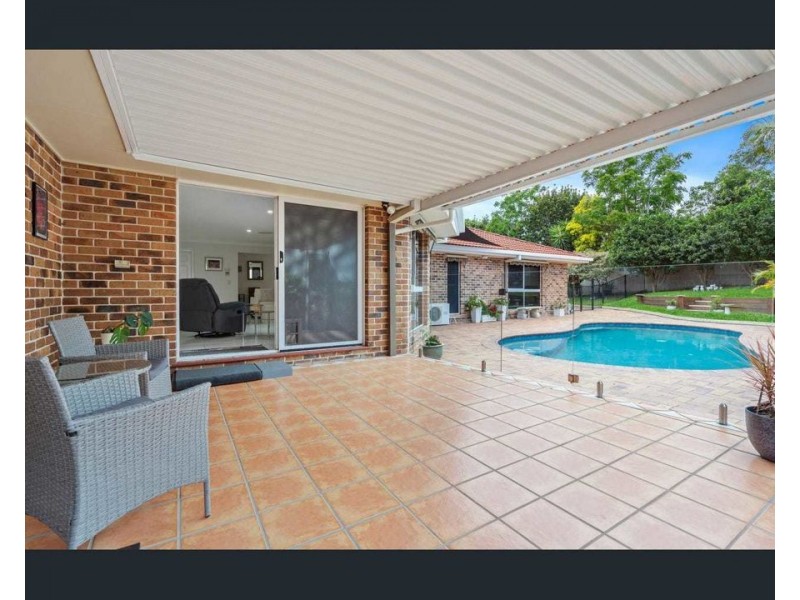 3 Greenwood Court, Helensvale QLD 4212