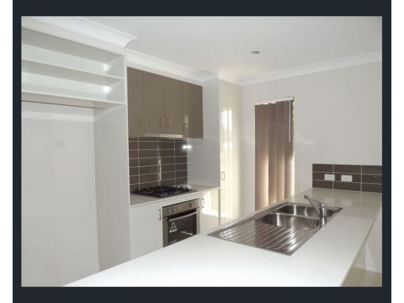35 Parkvista Circuit, Coomera QLD 4209
