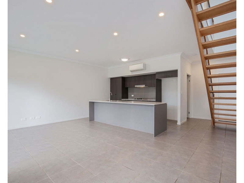 3/3 Gatina Crescent, Coomera QLD 4209