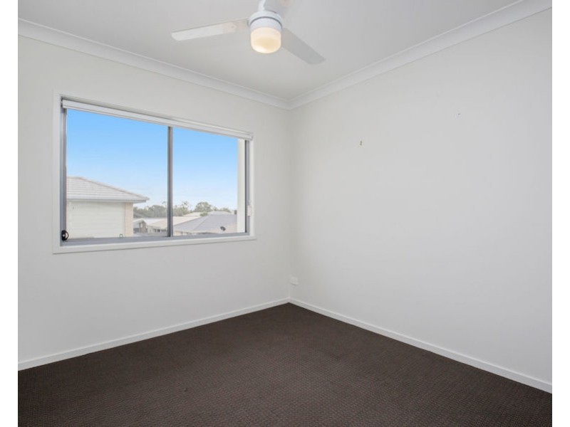 3/3 Gatina Crescent, Coomera QLD 4209