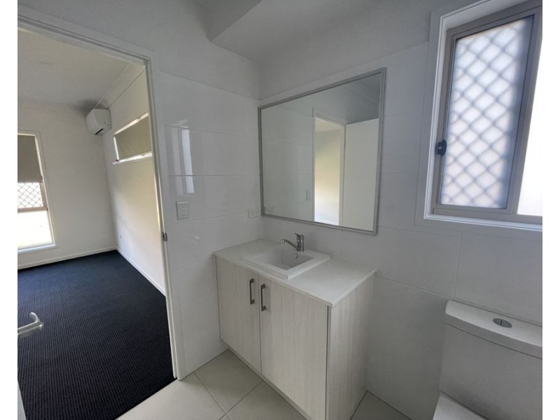 1 Wang St, Park Ridge QLD 4125