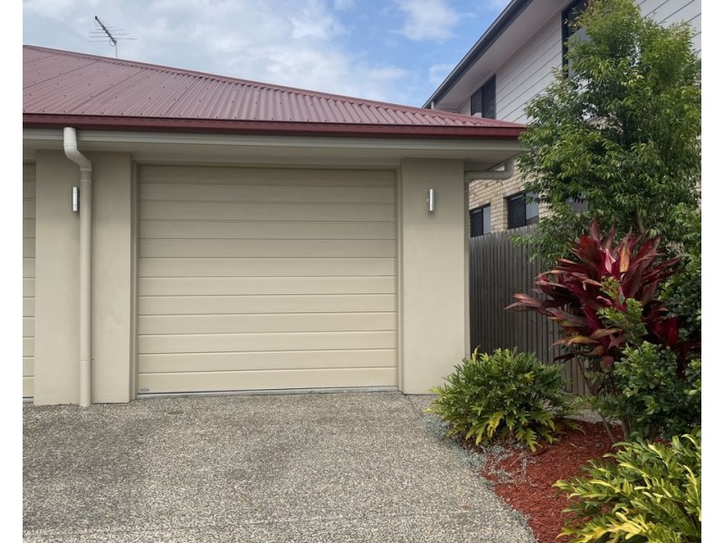 2/35 Mercy St, Park Ridge QLD 4125