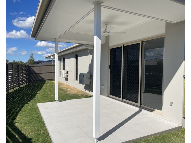 1/5 Wang St, Park Ridge QLD 4125