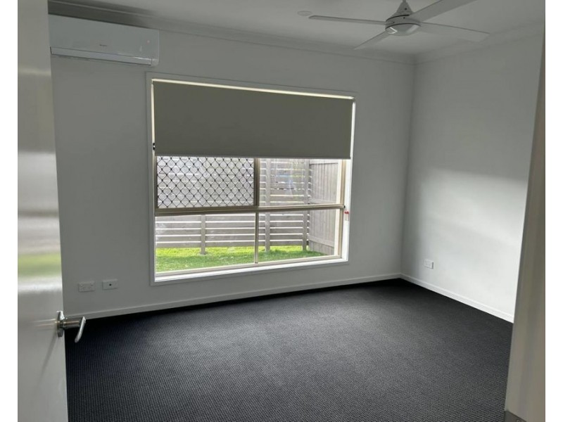 1/5 Wang St, Park Ridge QLD 4125
