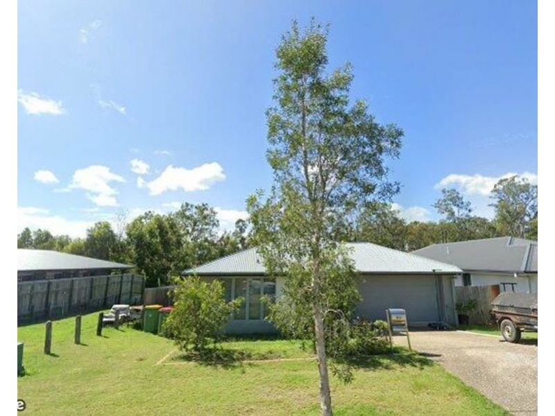 84 Hanover Drive, Pimpama QLD 4209