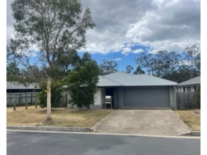 84 Hanover Drive, Pimpama QLD 4209