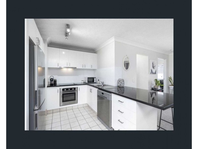 13/32 Bath St, Labrador QLD 4215