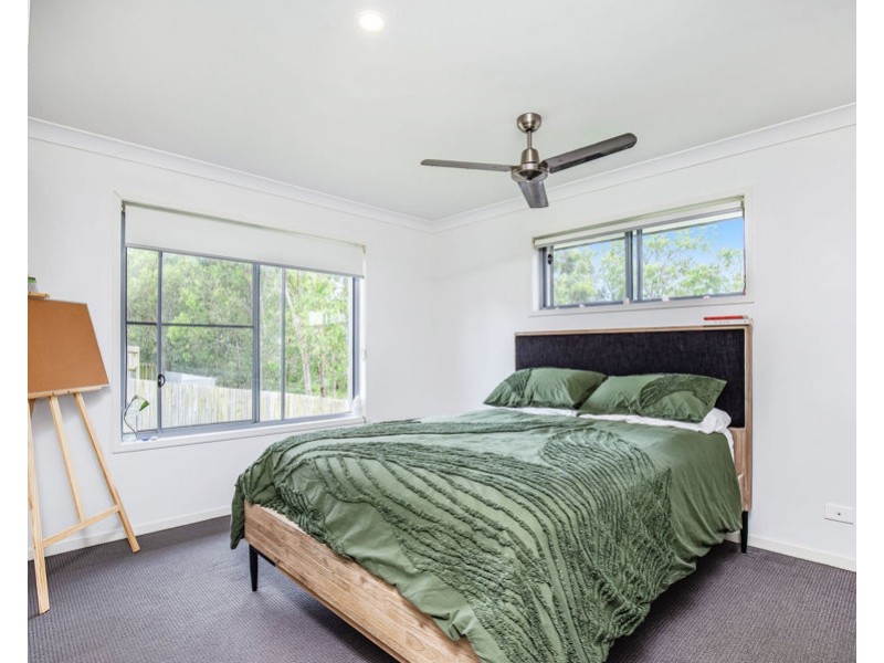 84 Hanover Drive, Pimpama QLD 4209