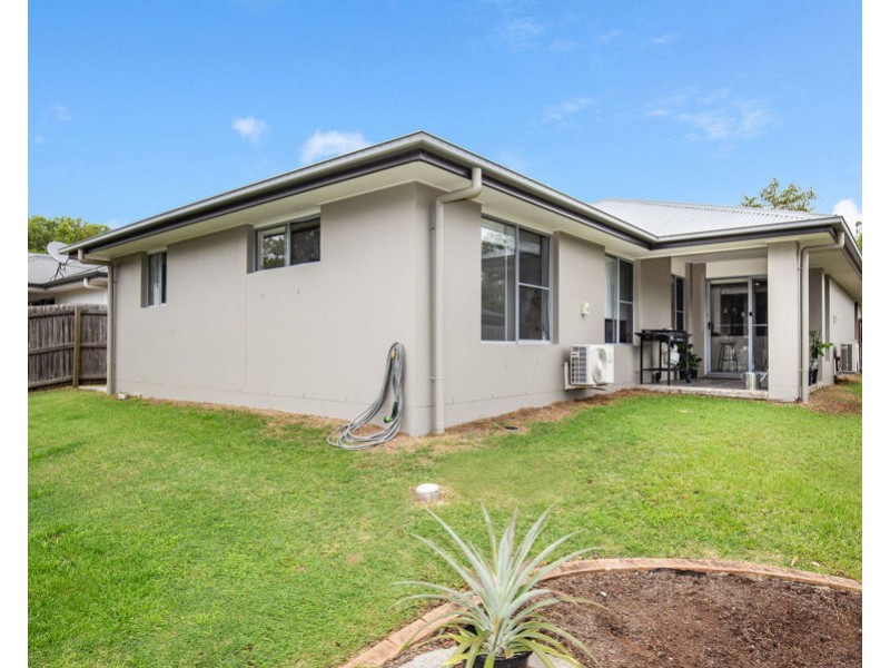 84 Hanover Drive, Pimpama QLD 4209
