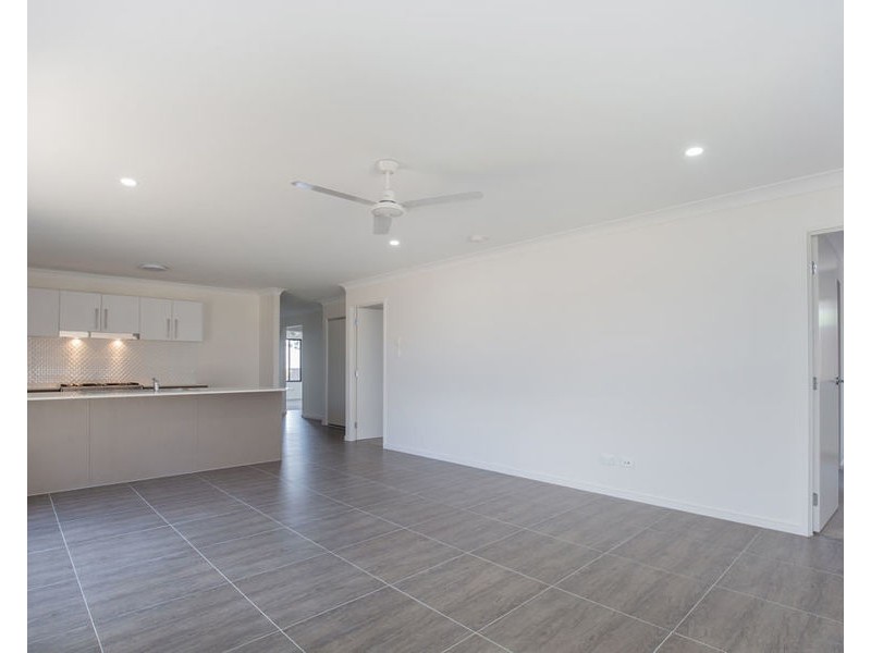 35 Moorinya Circuit, Pimpama QLD 4209