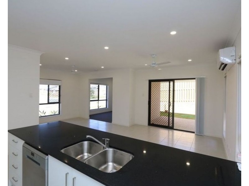 39 Augusta Boulevard, Pimpama QLD 4209