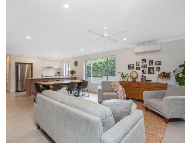 27 Amy Drive, Coomera QLD 4209