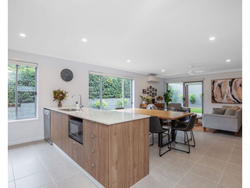 27 Amy Drive, Coomera QLD 4209