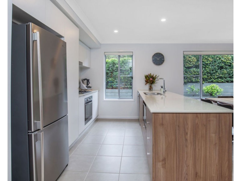 27 Amy Drive, Coomera QLD 4209