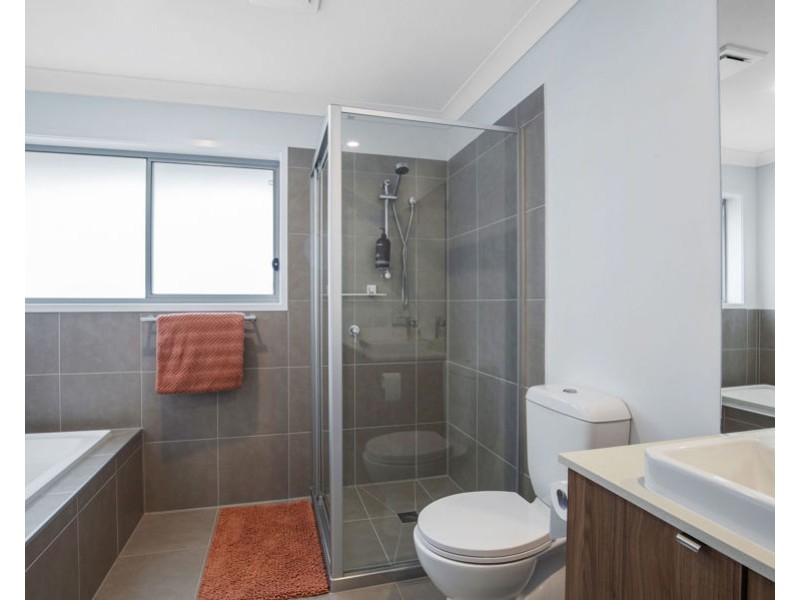 27 Amy Drive, Coomera QLD 4209