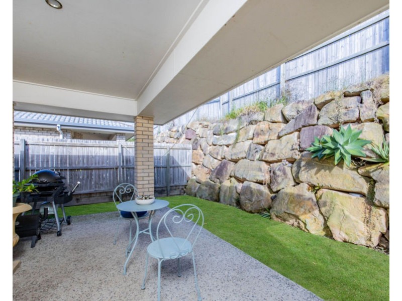 10 Hillsborough Place, Pimpama QLD 4209