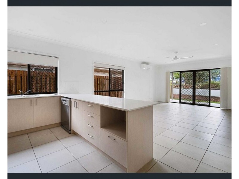 39 Oxford St, Pimpama QLD 4209