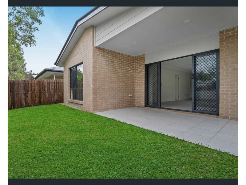 39 Oxford St, Pimpama QLD 4209
