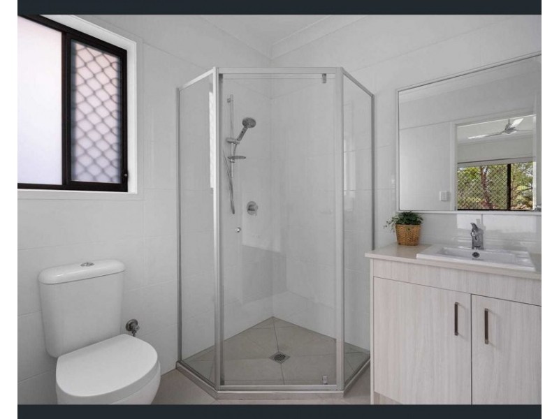 39 Oxford St, Pimpama QLD 4209