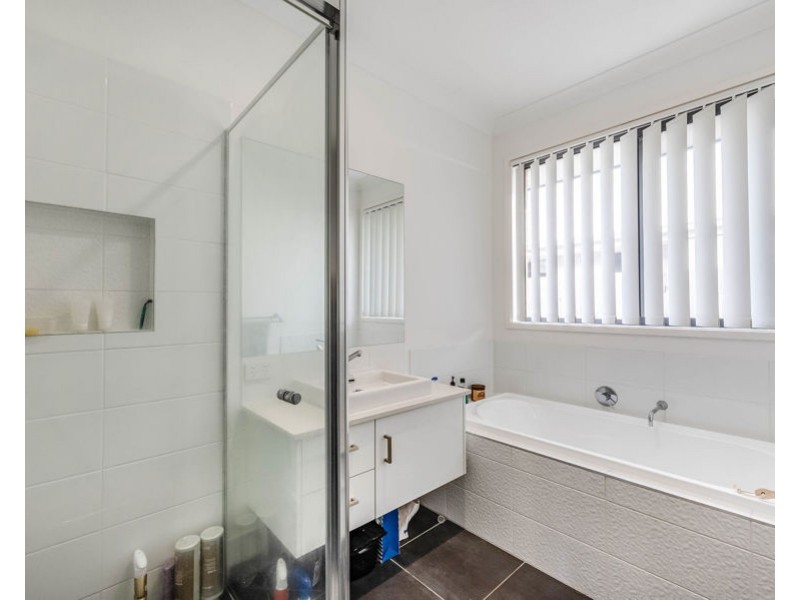 17 Rockford St, Pimpama QLD 4209