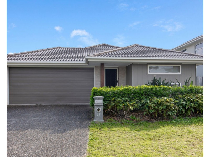 15 Augusta Boulevard, Pimpama QLD 4209