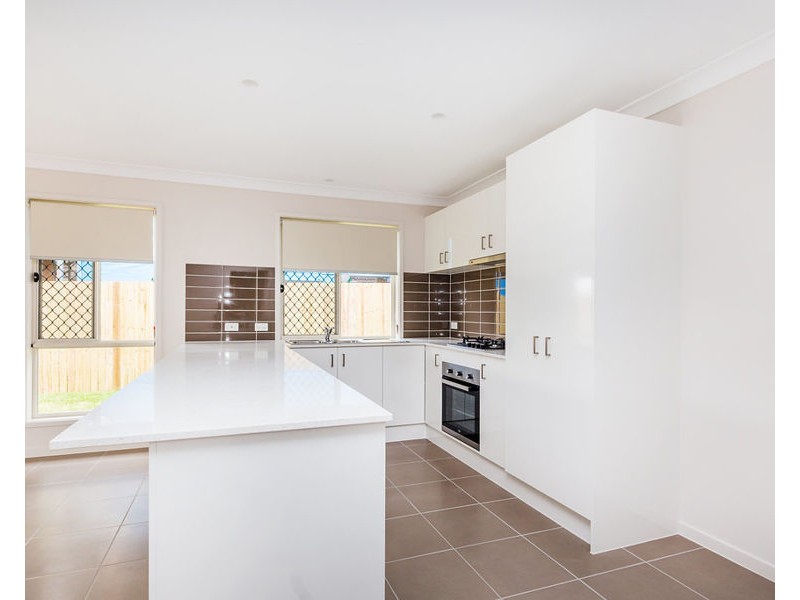 15 Augusta Boulevard, Pimpama QLD 4209