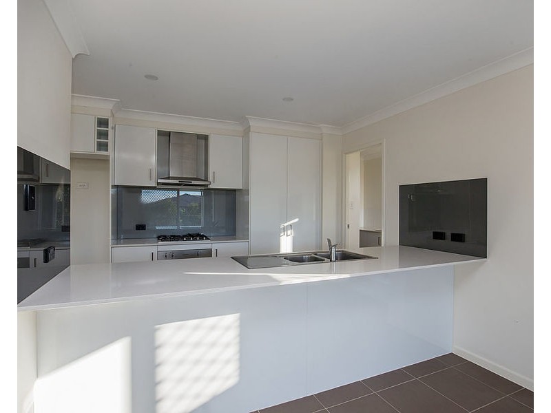 7 Tindale Place, Coomera QLD 4209