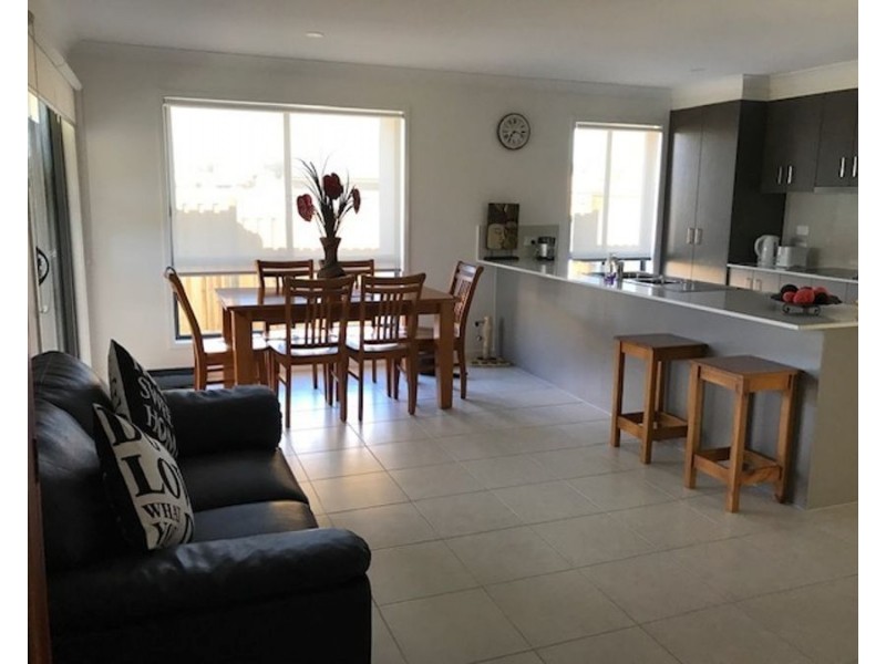 1 Lahey Cove, Coomera QLD 4209