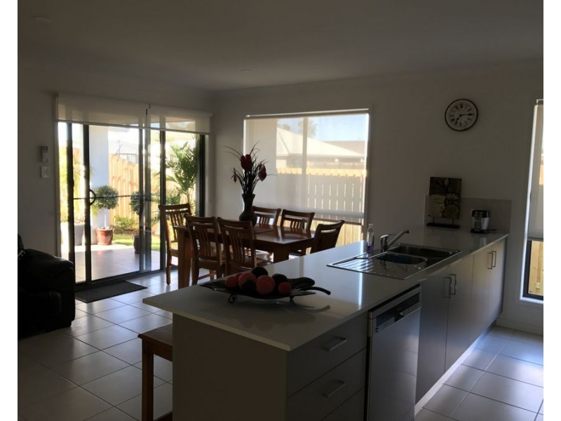 1 Lahey Cove, Coomera QLD 4209