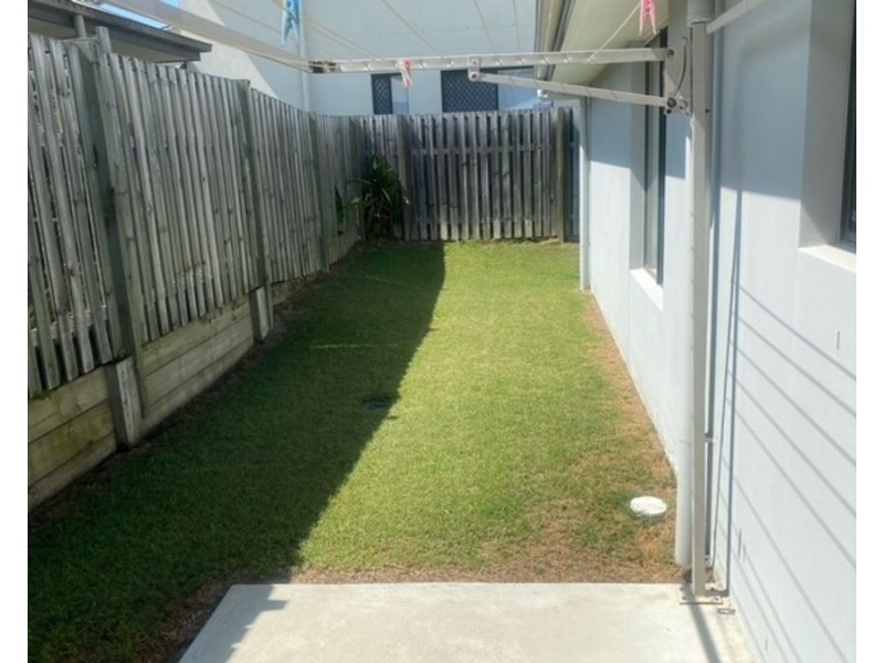 1 Lahey Cove, Coomera QLD 4209