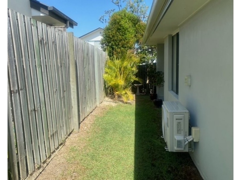 1 Lahey Cove, Coomera QLD 4209