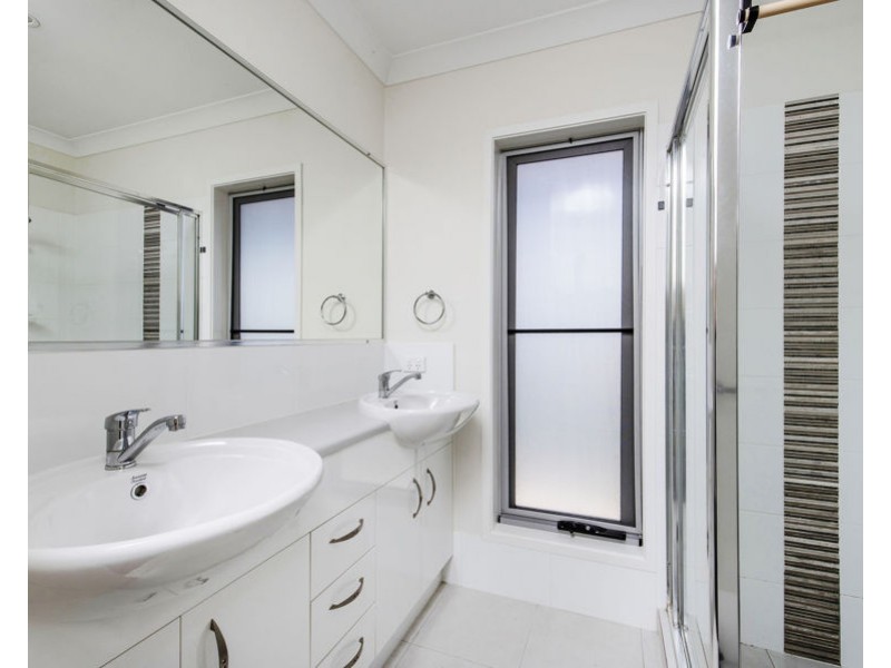 51 Swan Rd, Pimpama QLD 4209