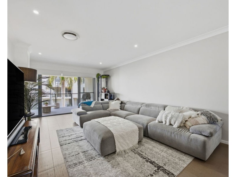 26/61 East Quay Drive, Biggera Waters QLD 4216