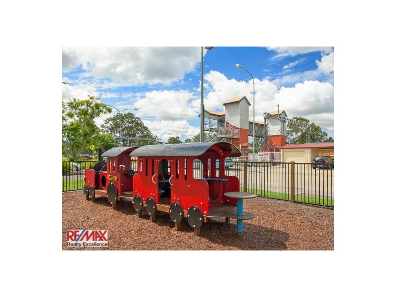 19 Caloundra Street, Landsborough QLD 4550