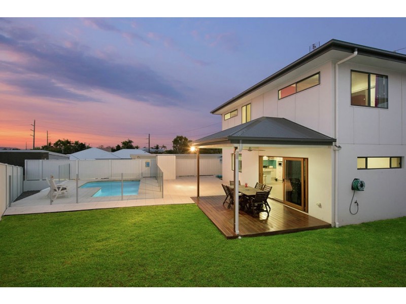 8 Alexander Street, Aroona QLD 4551