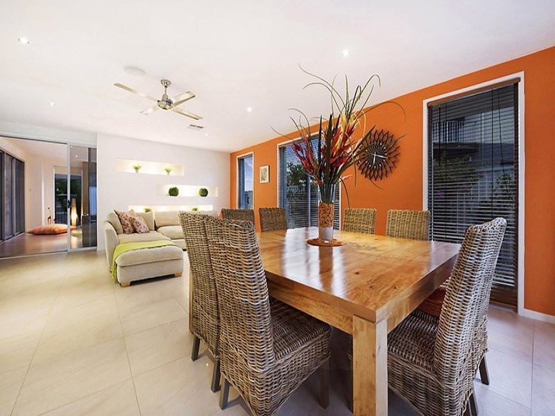 13 Middle Creek Rd, Little Mountain QLD 4551