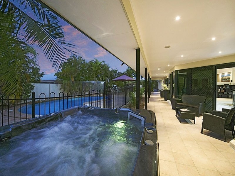 5 TULIPOAK COURT, Little Mountain QLD 4551