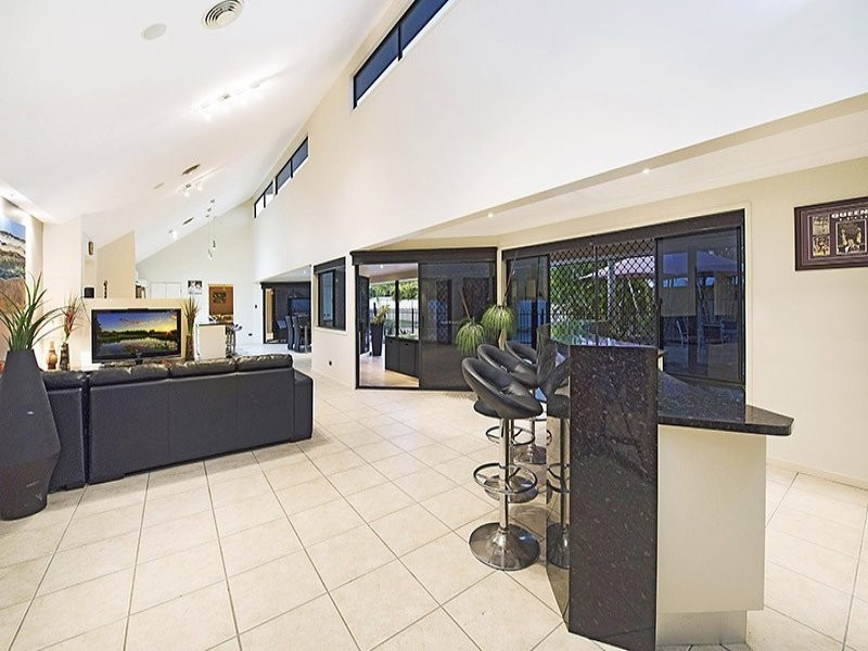 5 TULIPOAK COURT, Little Mountain QLD 4551